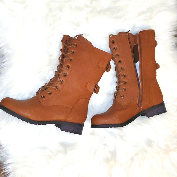 Charlotte Russe Shoes - New with box Boots 👢